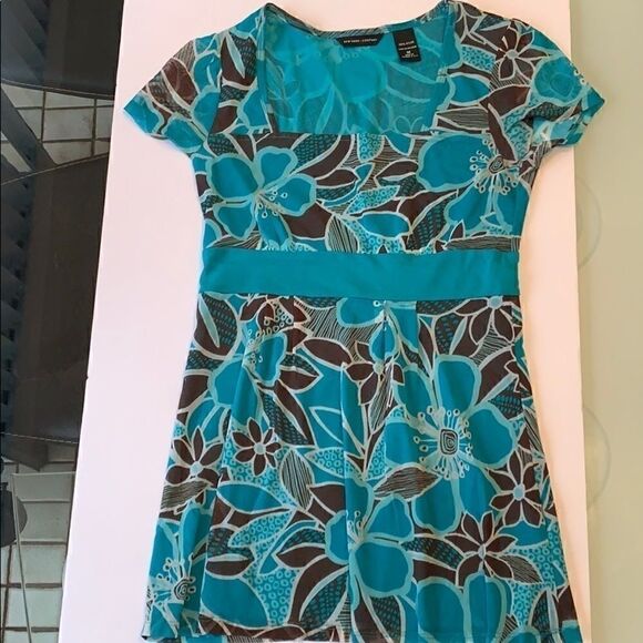 New York & Company medium blouse green brown print - Picture 5 of 5